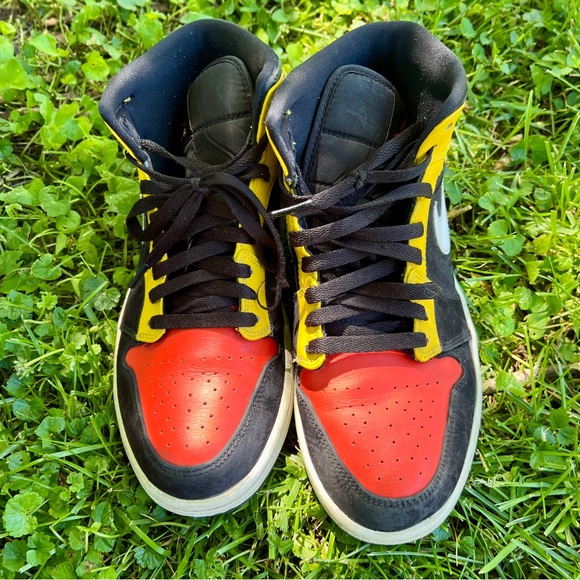 Nike Air Jordan Size 8.5 Men Red, Black and Yellow - Picture 3 of 16